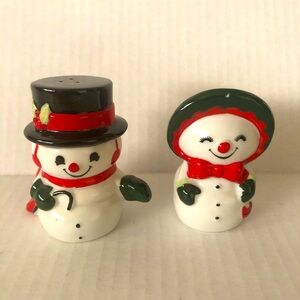Vintage Snowmen Salt/Pepper shakers